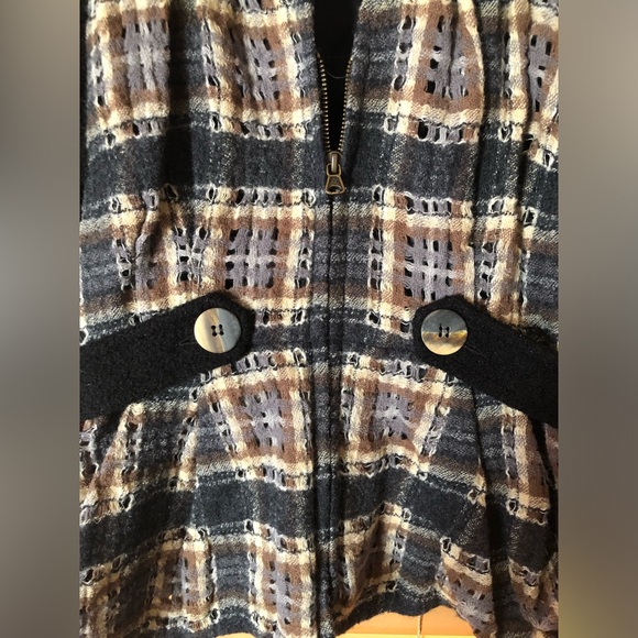 NANETTE LEPORE NWOT WOMEN’S BLAZER WITH FRONT ZIPPER/ 2 FRONT POCKETS SIZE 6 - Picture 9 of 13